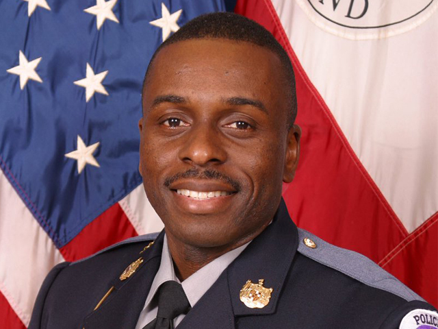 Officer shot during chase in Prince George's County, suspect dead