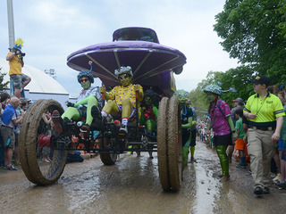 Kinetic Sculpture Race rolls through Baltimore